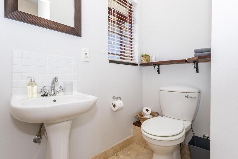 6 Bedroom Property for Sale in Plumstead Western Cape